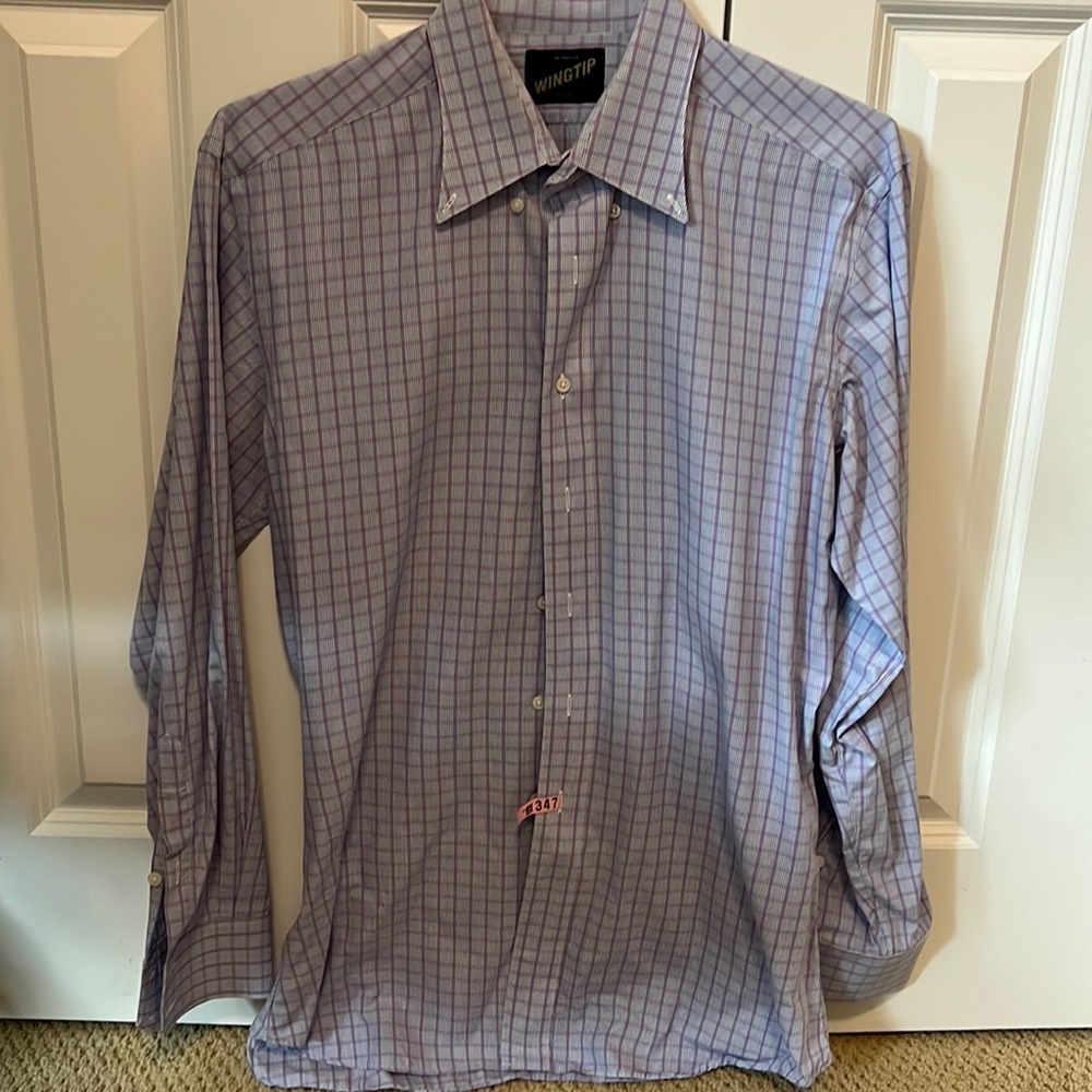 Wingtip dress shirt